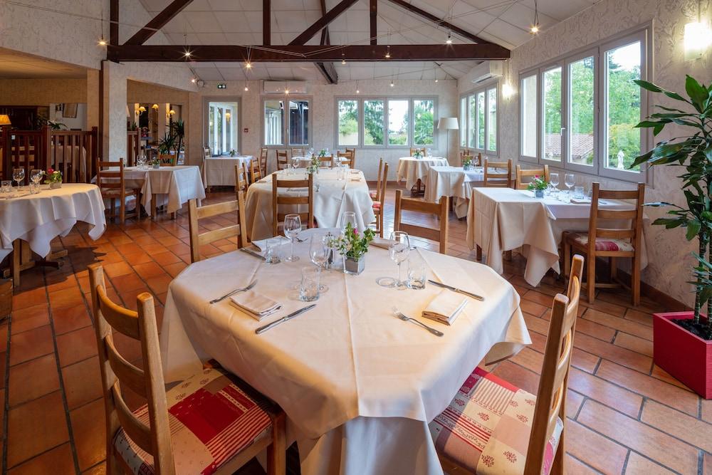 Hotel Logis Noemys Morgon