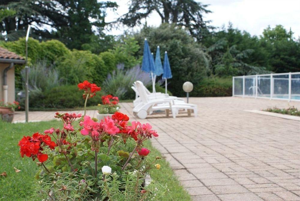 Hotel Logis Noemys Morgon 3*